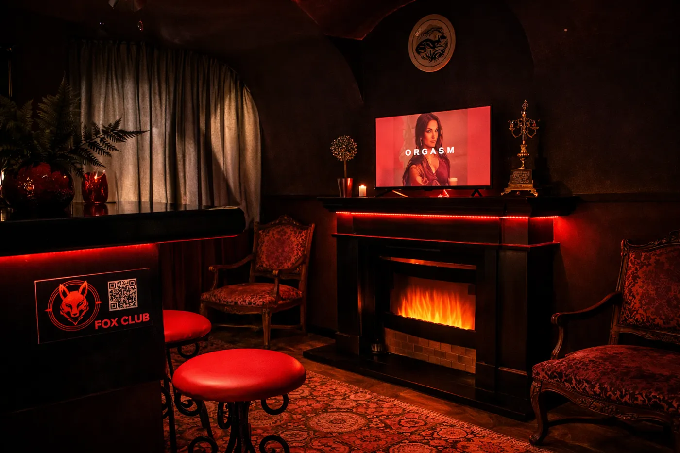 FOX CLUB — hlavní vstup a bar